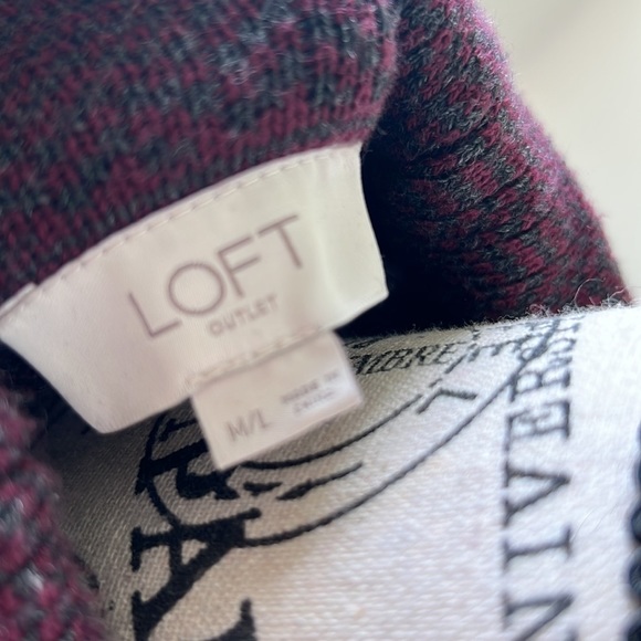 Beautiful poncho sweater - Picture 5 of 5